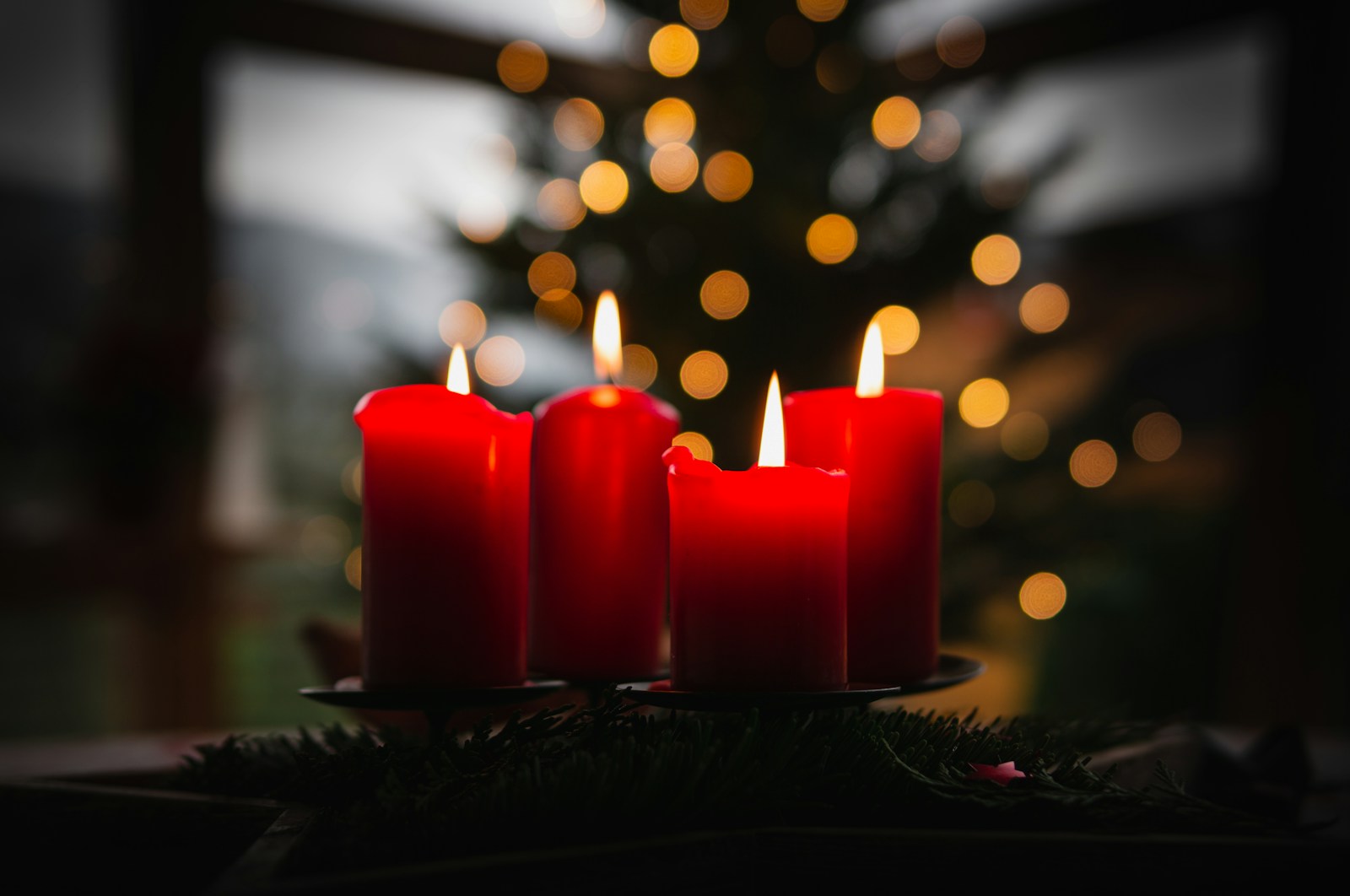 Candles for Advent. Advent for overwhelmed mamas.